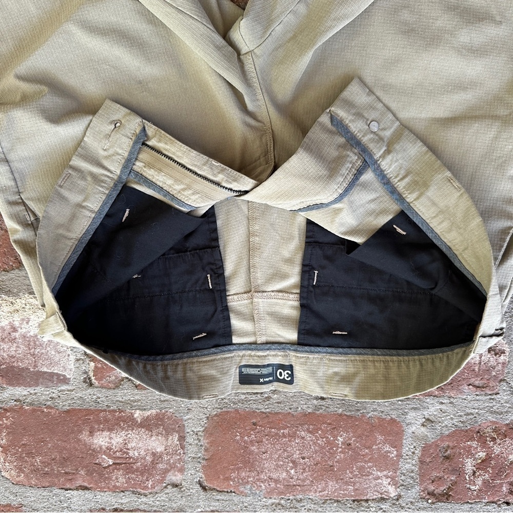 Hurley khaki cream men's shorts size 30 lightweight zip fly with pockets - Picture 7 of 16